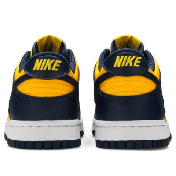 Dunk Low GS Michigan 2021 - Picture 2 of 2